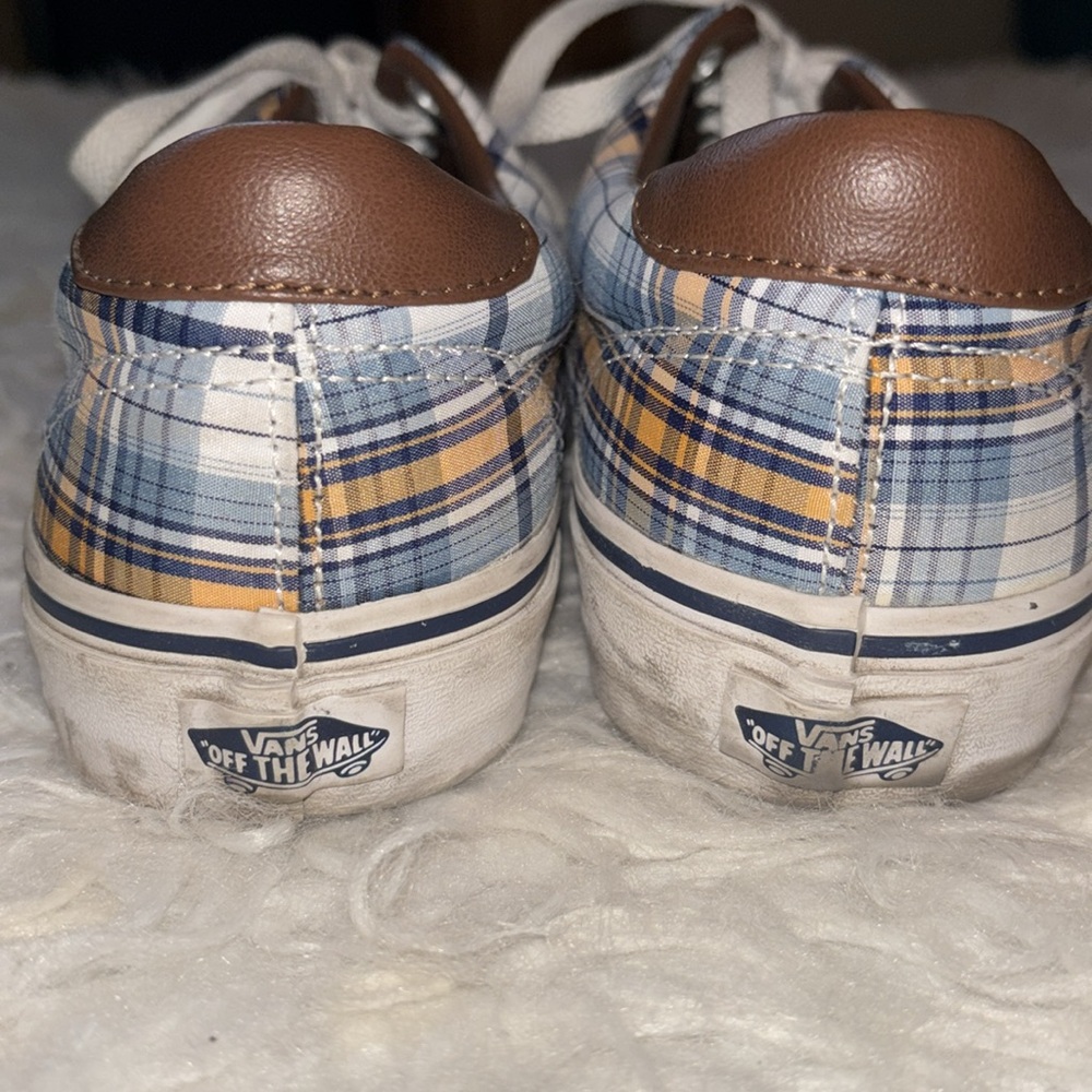 Vans Unisex Plaid & Leather Canvas Sneaker, Size US Men 6.5, US Women 8 - Picture 8 of 16